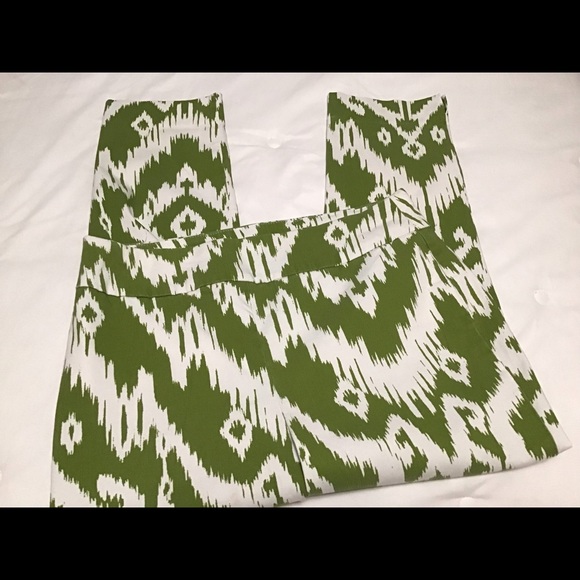 Chicos so slimming Capri pants size 0.5 Lime Green - Picture 4 of 5